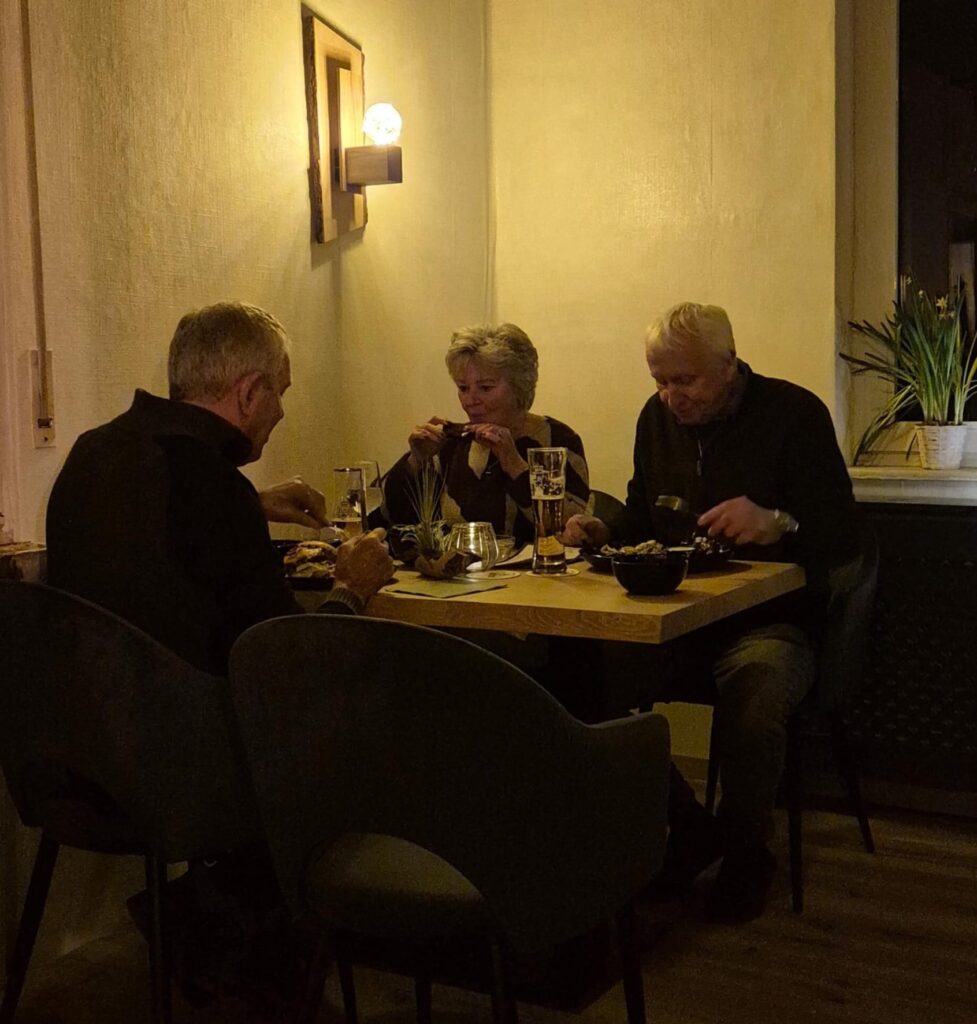 Kontakt whatsapp image 2026 01 27 at 13.44.05